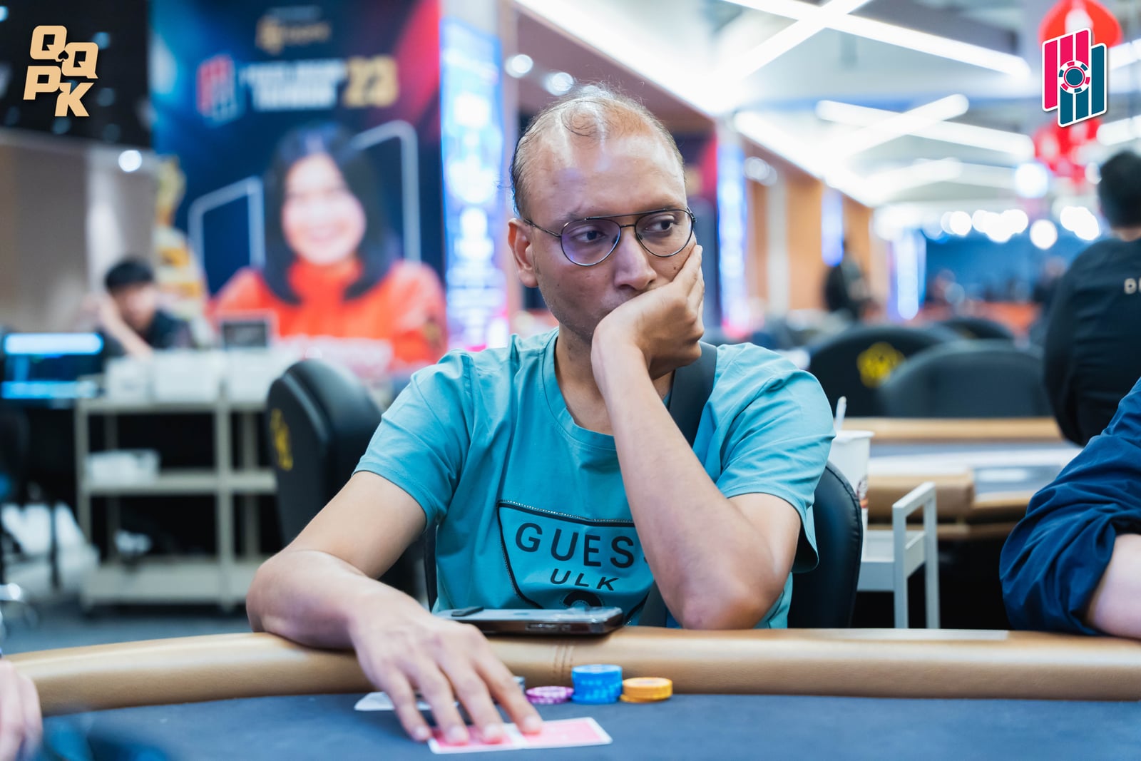 Singal Takes Three-Way Pot