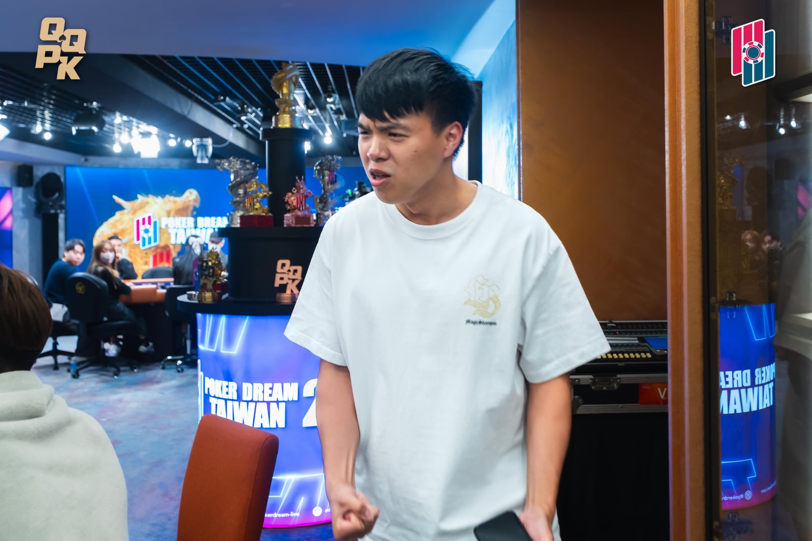 Is This the Main Event Day 2's Biggest Cooler? Teh Now Down to a Million Chips